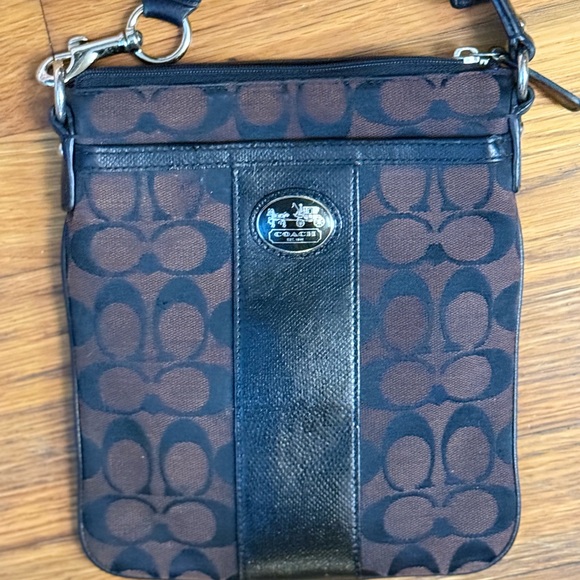 Coach Signature Canvas Crossbody Bag Brown Black Small Zip Messenger Authentic - Picture 3 of 3